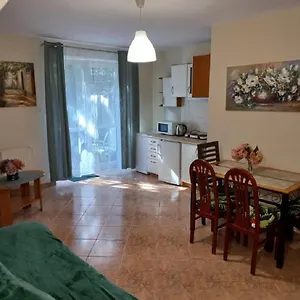 https://apartament-sadul.warsawhotelspoland.com